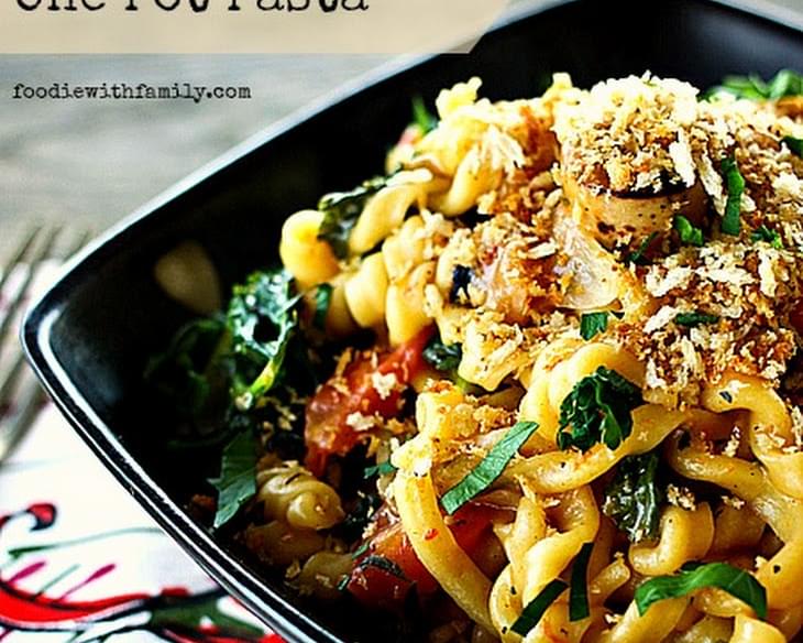 Chicken Sausage, Kale, and Mushroom One Pot Pasta {25 Minute Meal}