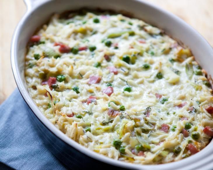 Creamy Baked Orzo with Ham, Peas and Leeks