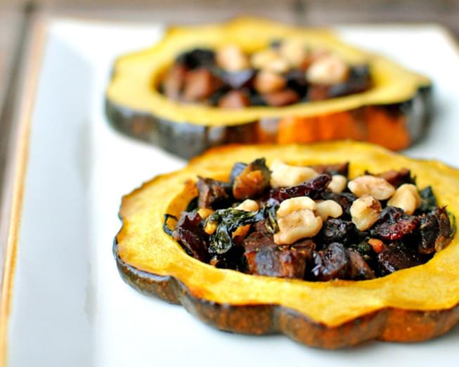 Vegan Spinach & Cranberry Stuffed Acorn Squash