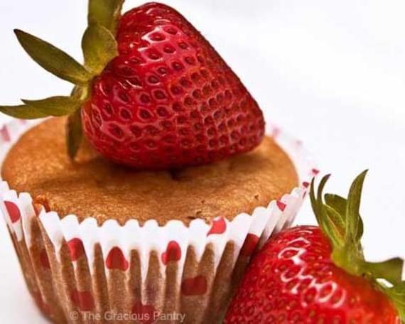 Clean Eating Strawberry Muffins