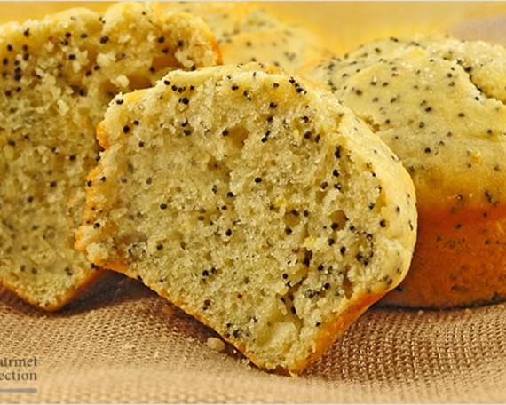 Lemon Poppy Seed Buttermilk Muffins