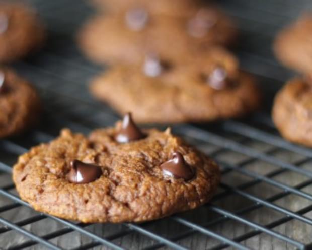 Protein Pumpkin Chocolate Chip Cookies