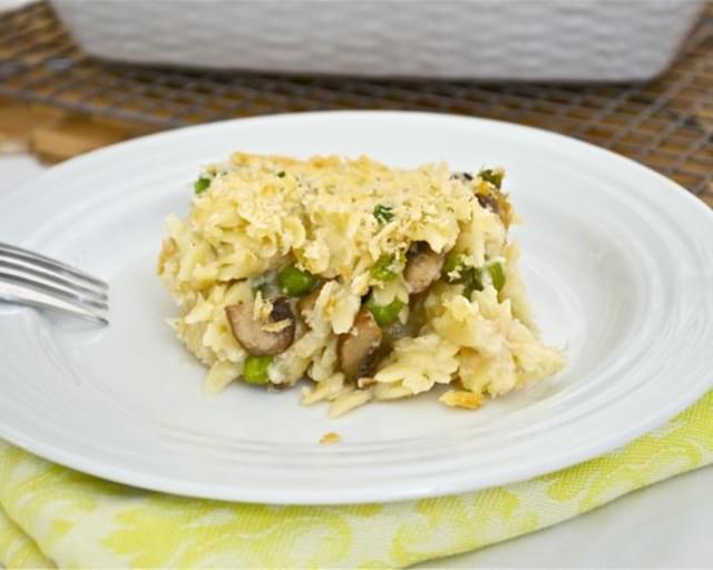 Cheesy Baked Orzo with Mushrooms and Peas