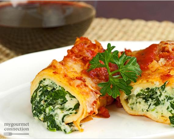 Spinach-Cheese Stuffed Crepes with Marinara