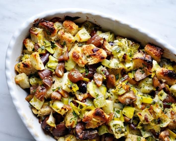 Chestnut Stuffing with Leeks & Apples
