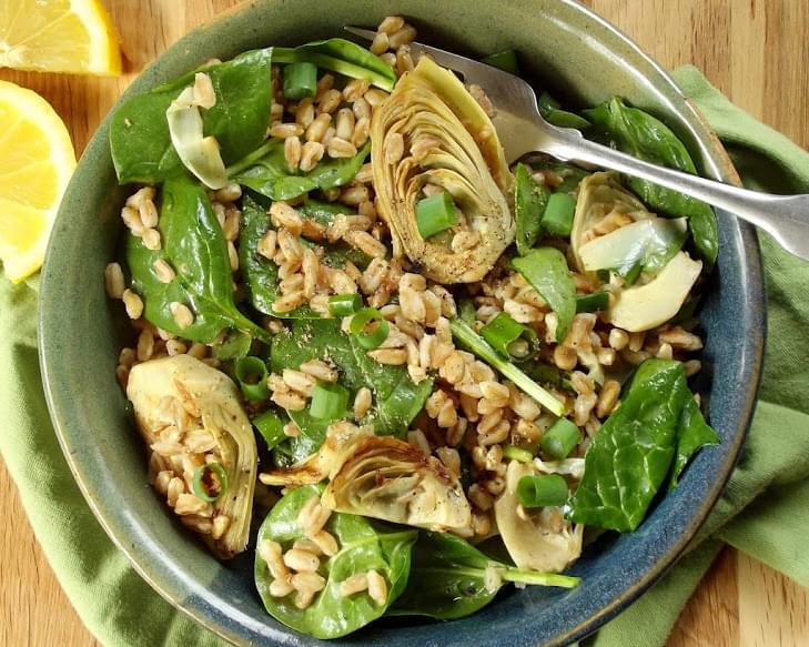 Artichoke and Spinach Farro Salad