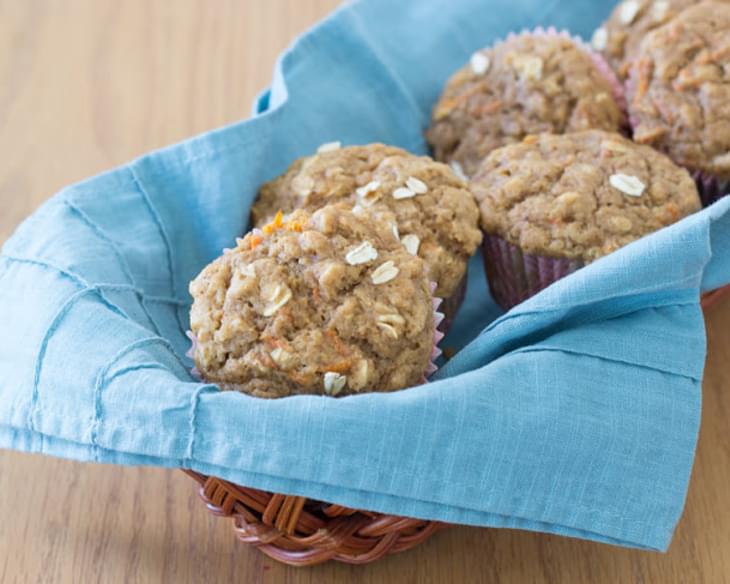 Healthy Carrot Cake Oat Muffins