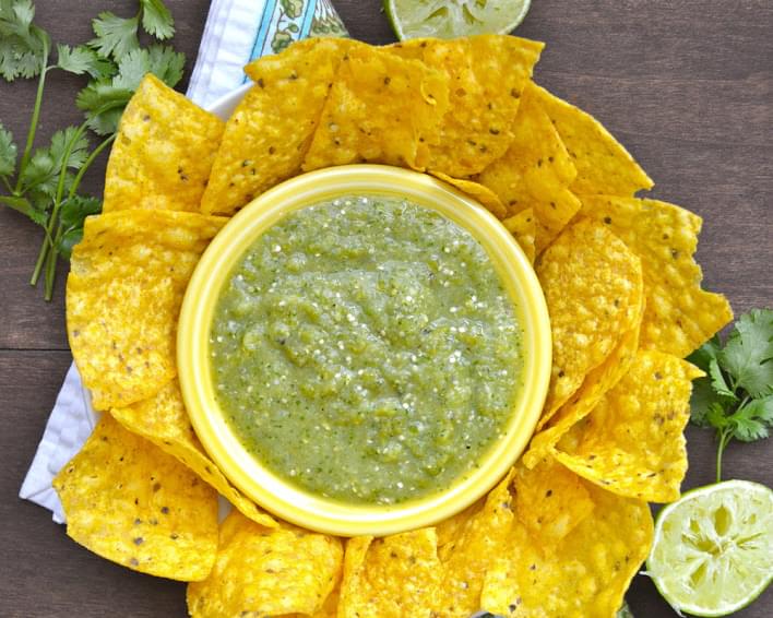 Roasted Tomatillo And Jalapeno Salsa Recipe