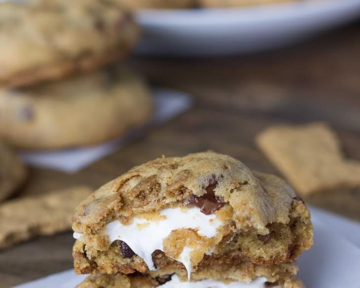 Marshmallow-Stuffed S'mores Cookies