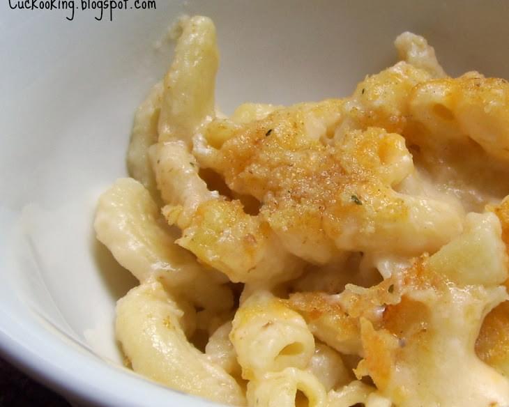 Baked Macaroni and Cheese with Cheddar, Monterey Jack and Mozzarella