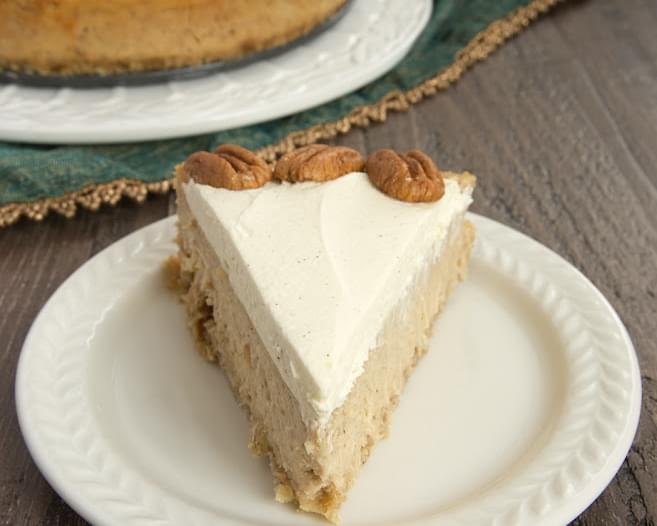 Spiced Cheesecake with Oatmeal Cookie Crust