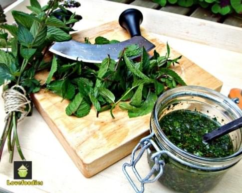 Easy Mint Sauce