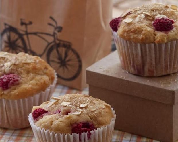Pear And Raspberry Muffins