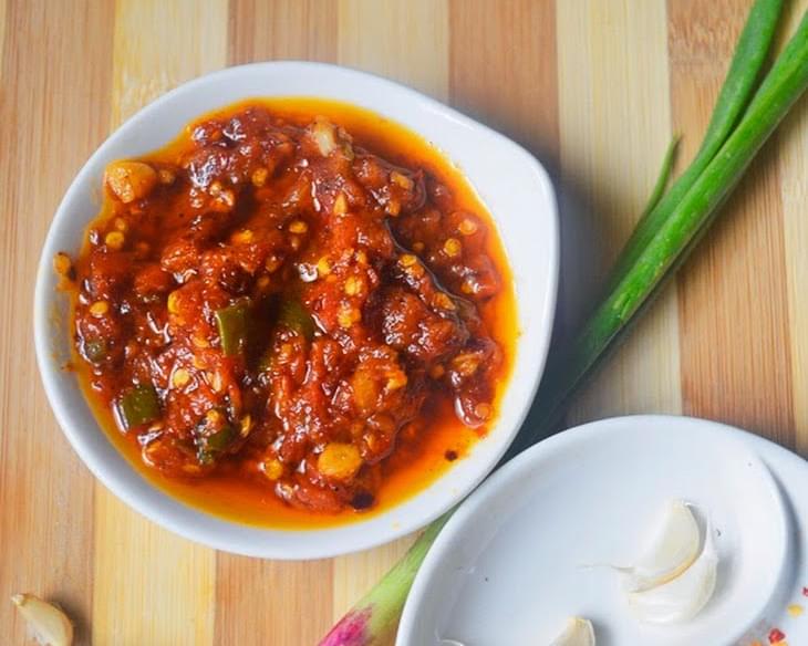 Homemade schezwan sauce recipe | How to make schezwan sauce at home