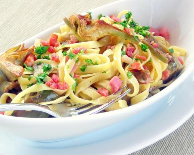 Arichoke, Pancetta and Egg Pasta Sauce -Carbonara ai Carciofi - pressure cooker