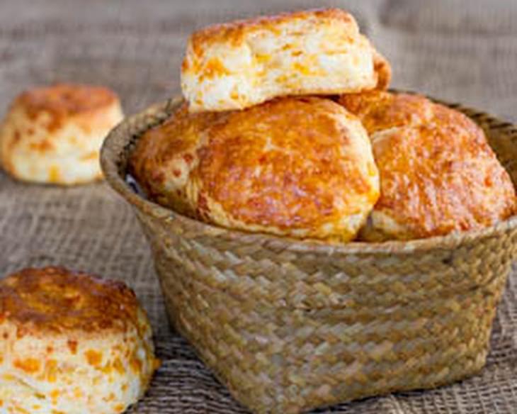 Mini Cheese Biscuits with Buttermilk