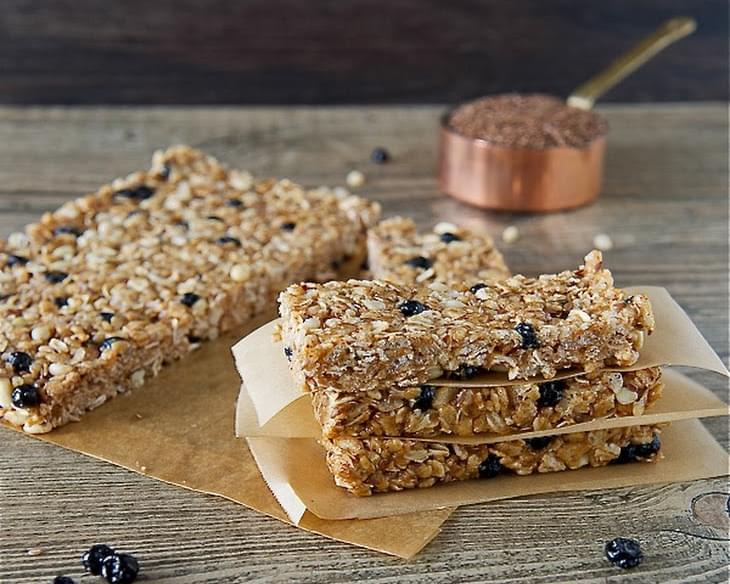 Blueberry Breakfast Bars (No-Bake)