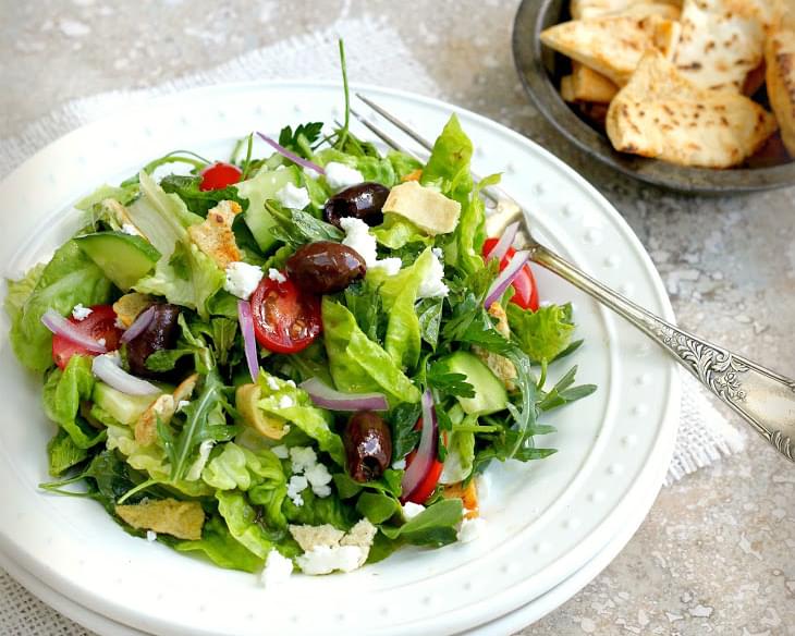 Middle Eastern Fattoush Salad