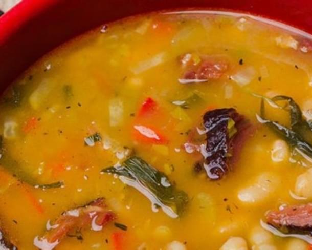 White beans soup with smoked meat and vegetables. A Romanian tradition.