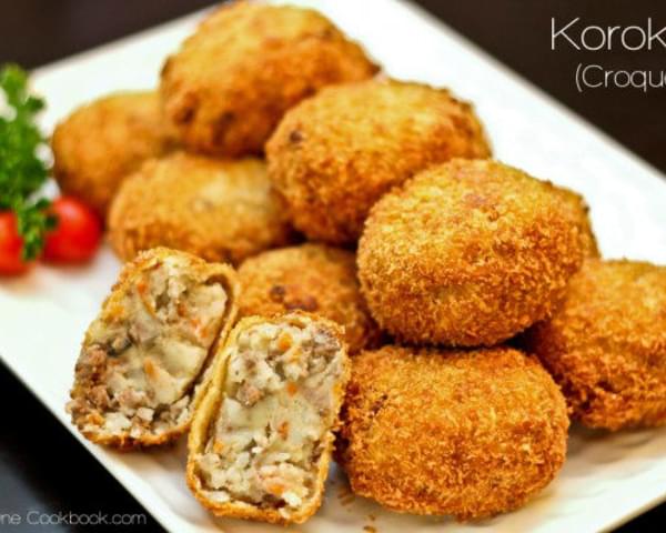 Korokke (Potato & Meat Croquette)