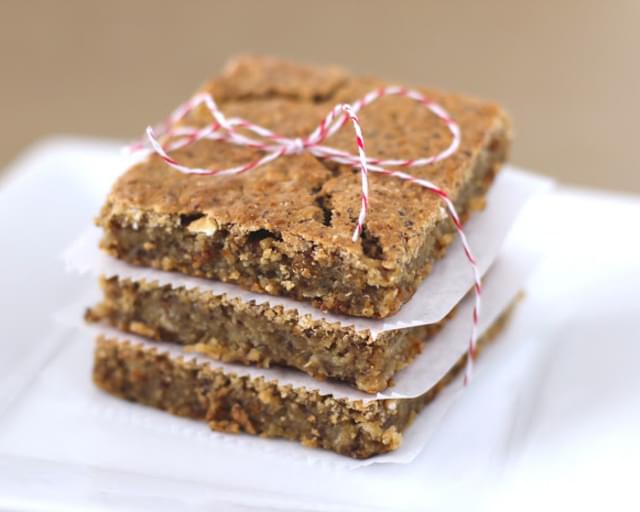 Buttery Chickpea Flax Blondies