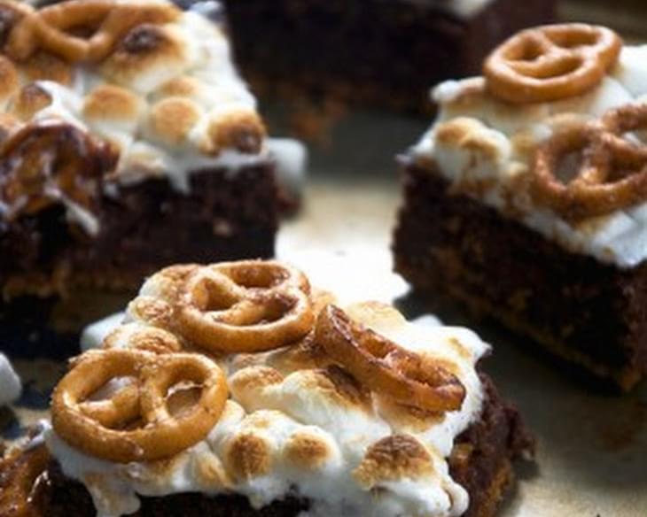 Toasted Marshmallow Brownies with Cinnamon Sugar Pretzel Crust
