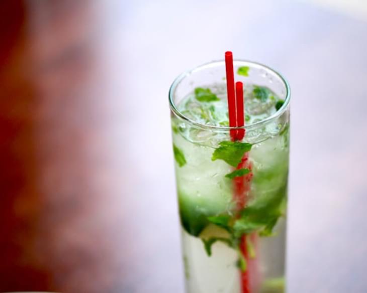 How to Make the 10-Second Mojito