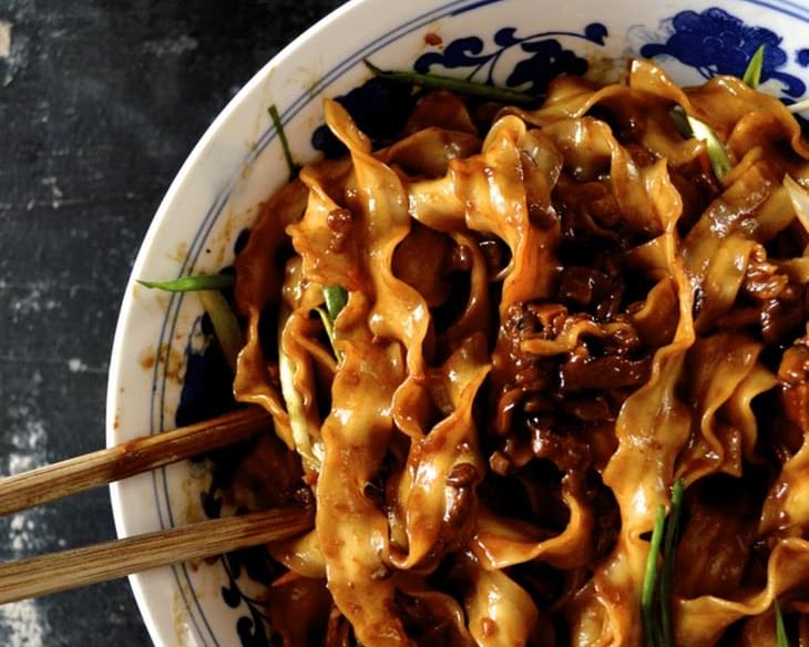 Beijing "Fried Sauce" Noodles - Zha Jiang Mian