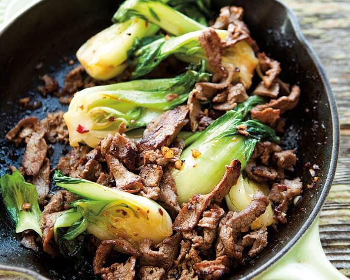 Stir-Fried Beef and Bok Choy with Ginger