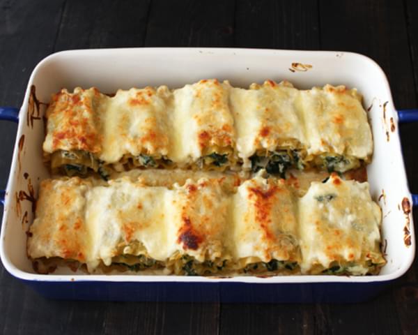 Spinach Artichoke Lasagna Roll Ups