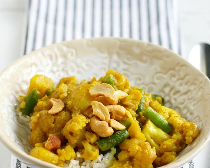 Coconut Curry with Cauliflower and Potatoes.