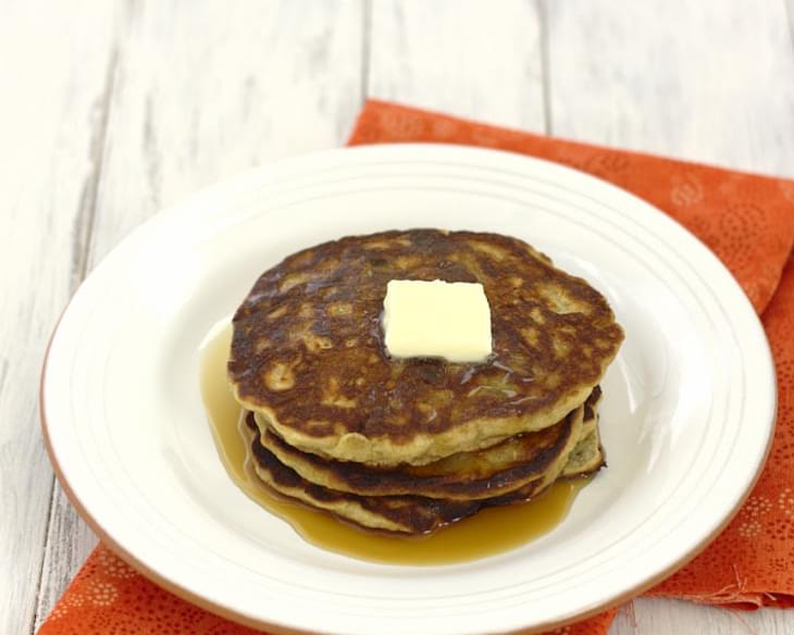 Banana, Raisin, and Oatmeal Pancakes