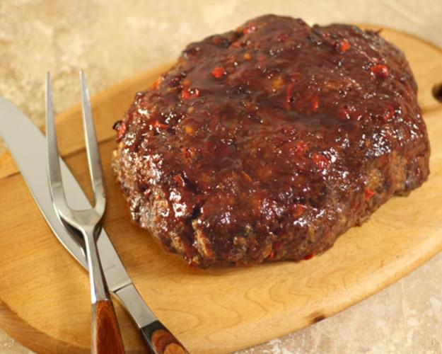 Meatloaf with Bacon and Mae Ploy Sweet Chilli Sauce