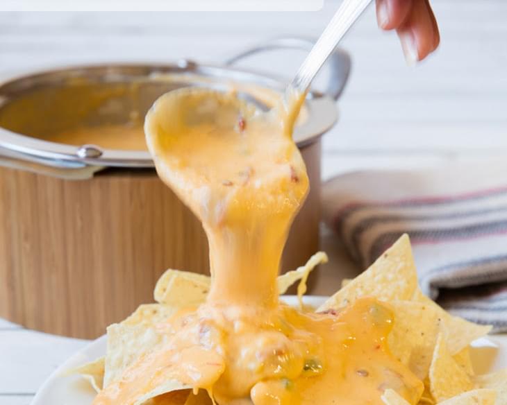 The Best Queso Cheese Sauce