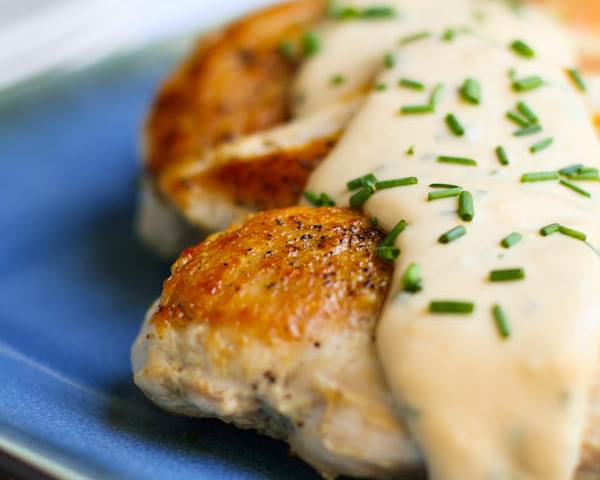 Chicken with Feta Cheese Sauce