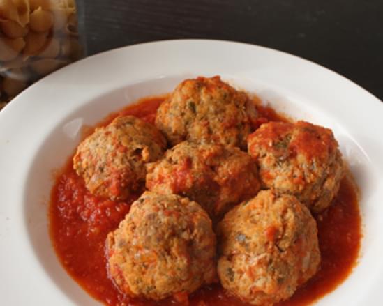 Spicy Meatballs in Tomato Sauce