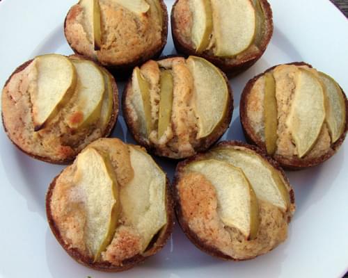 Vanilla Apple Muffins