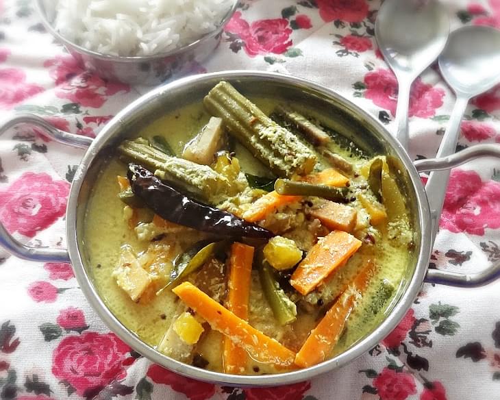 Avial recipe - Mixed vegetables stew with coconut and yogurt