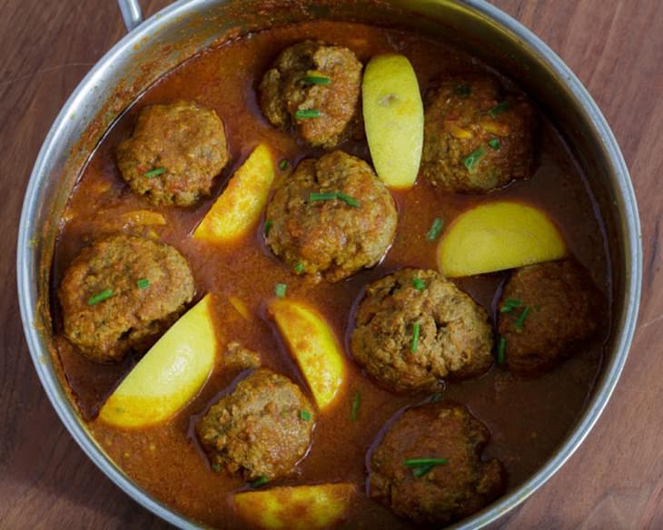 Spicy Meatballs in Spicy Tomato Sauce