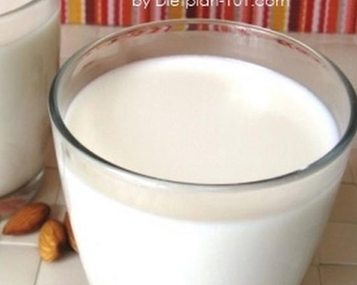 Homemade Sugar-Free Almond Milk