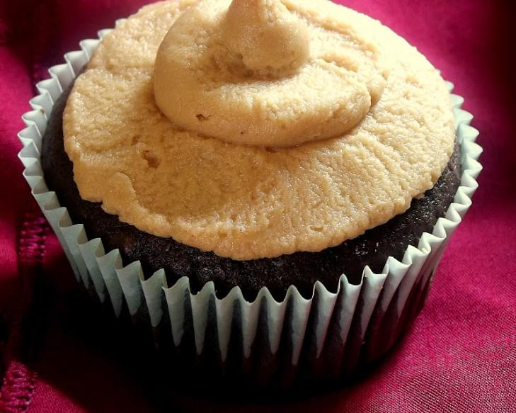 Vegan Chocolate Peanut Butter Frosted Cupcakes