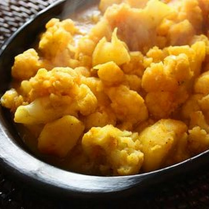 Indian Spiced Cauliflower and Potato Recipe