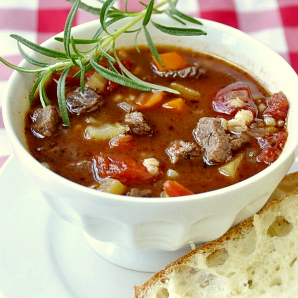 Easy Beef Barley and Tomato Soup Recipe