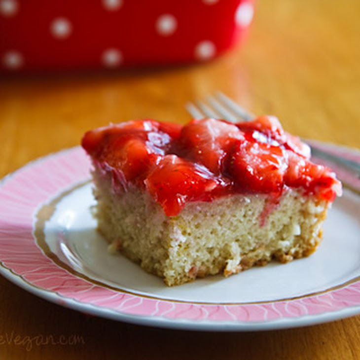 Strawberry Snack Cake Recipe