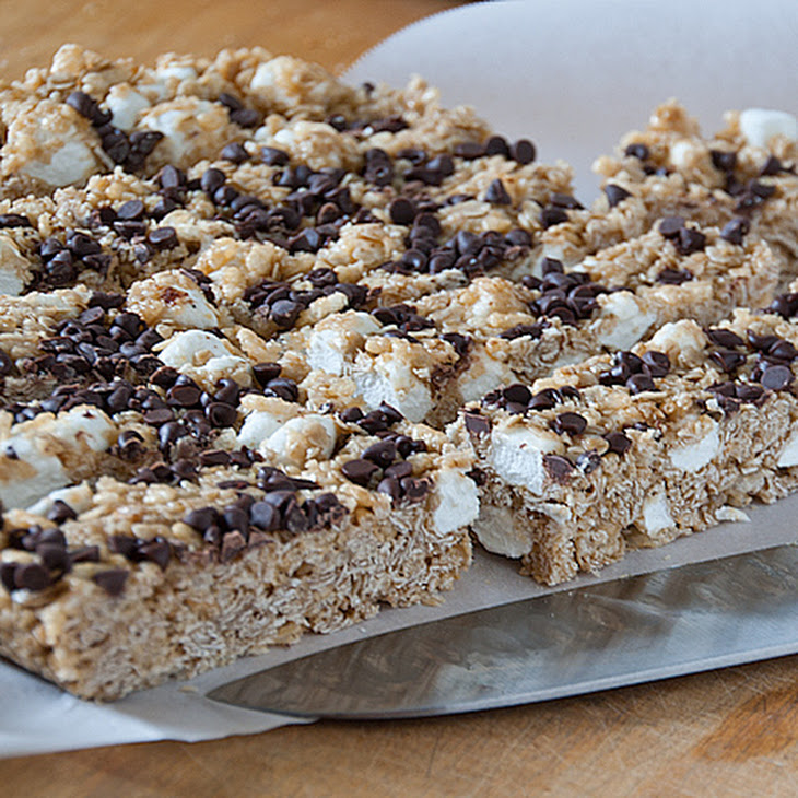 Chewy S'mores Granola Bars Recipe
