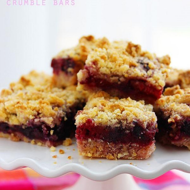Mixed Berry Crumble Bars Recipe