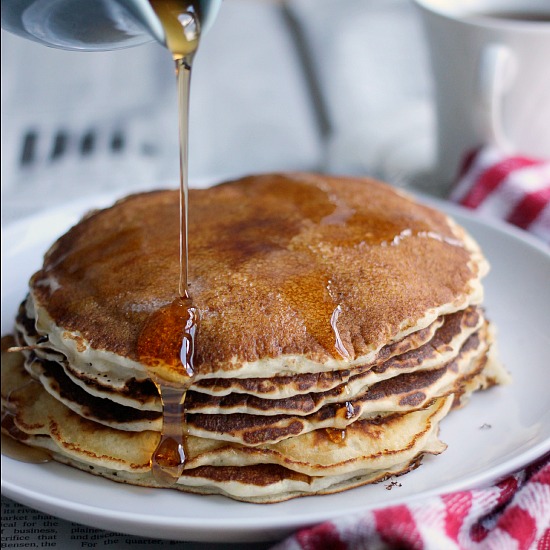 5 Ingredient Classic Pancakes Recipe