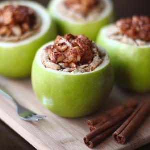 Healthy Apple Pie… in an Apple!