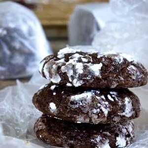 Gluten Free Chocolate Crinkle Cookies