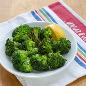 Simple Garlic Roasted Broccoli